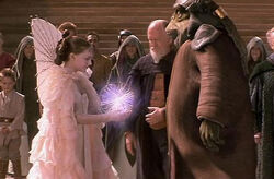 Padmé Nass Globe