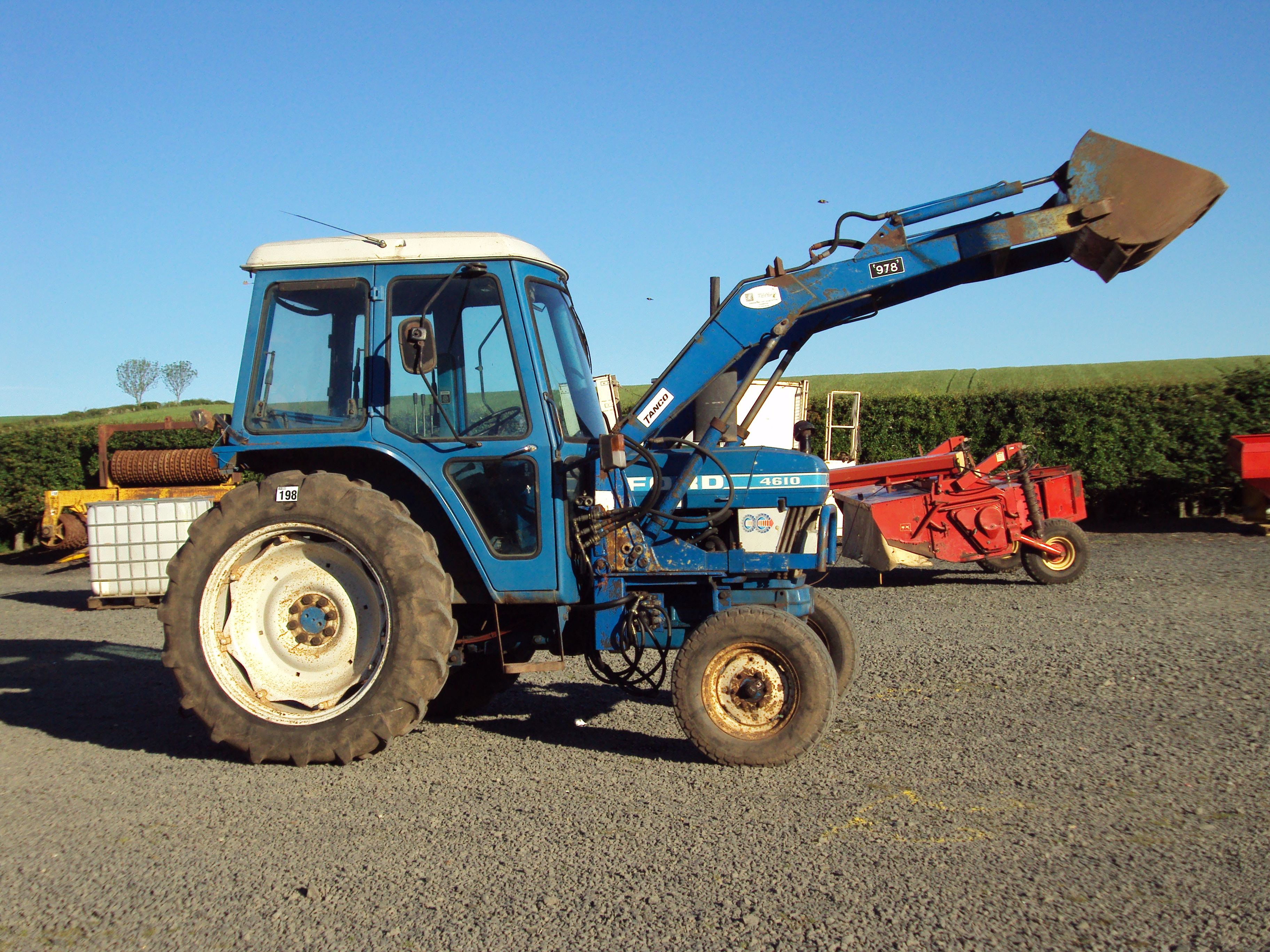 Ford 4610 Tractor And Construction Plant Wiki The Classic Vehicle And