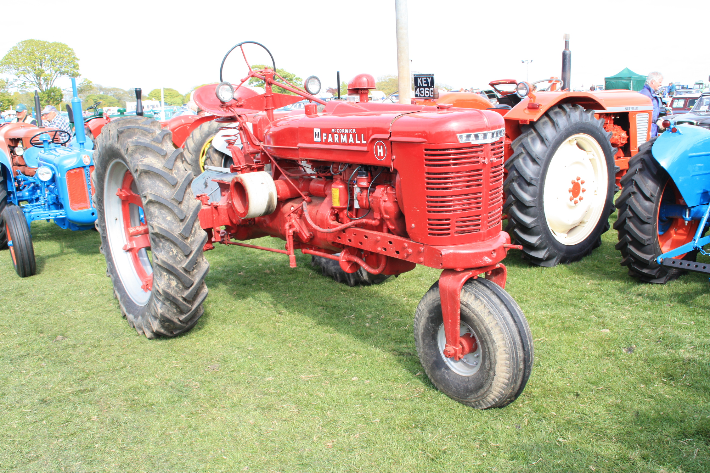 Farmall H Tractor & Construction Plant Wiki The classic vehicle and