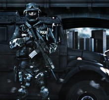 220px-300px-SWAT Front