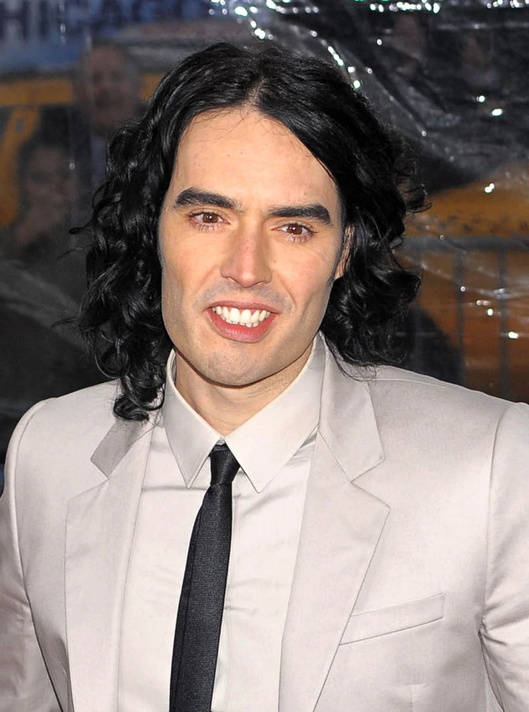 Russell Brand Doblaje Wiki