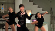 1x04-Preggers-glee-8600749-1280-720