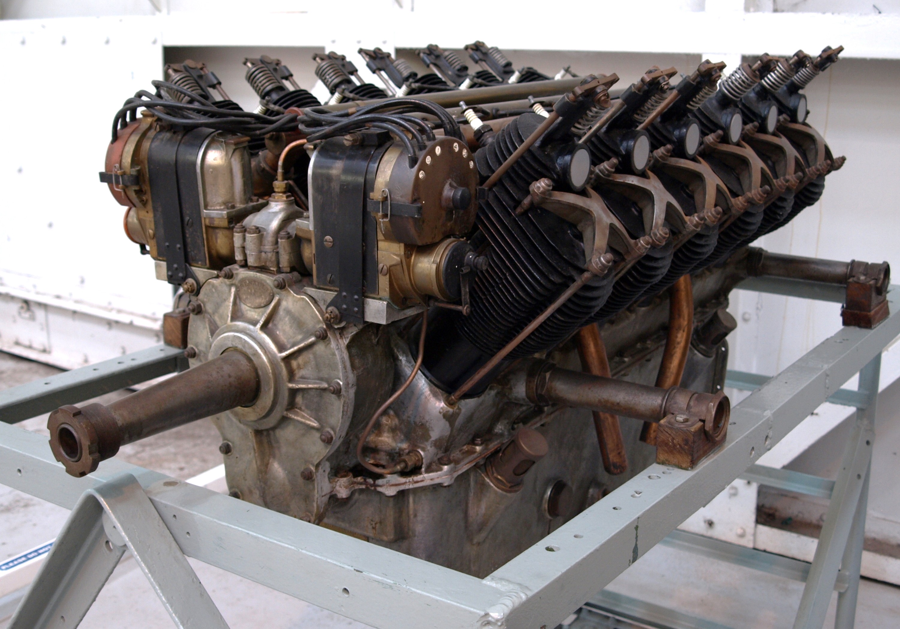 Bmw v12 diesel engine #7