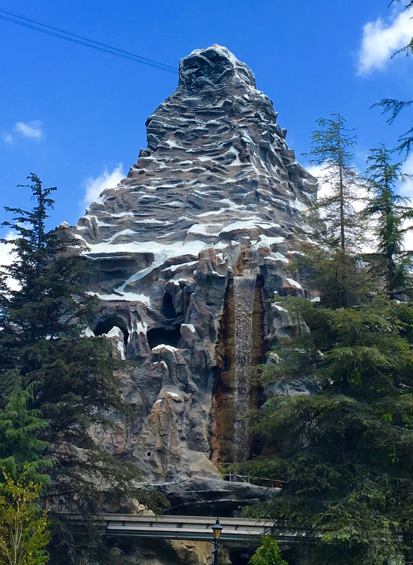 Matterhorn Bobsleds - Disney Wiki