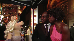 BAFTA-Awards-2012-MissPiggy&ViolaDavis