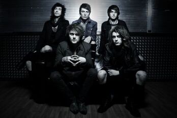Asking alexandria black&white