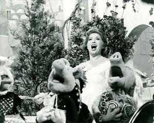 Beverly Sills01
