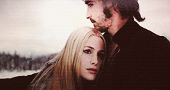 Tumblr mds7u2Ts3F1r7u7gvo1 250