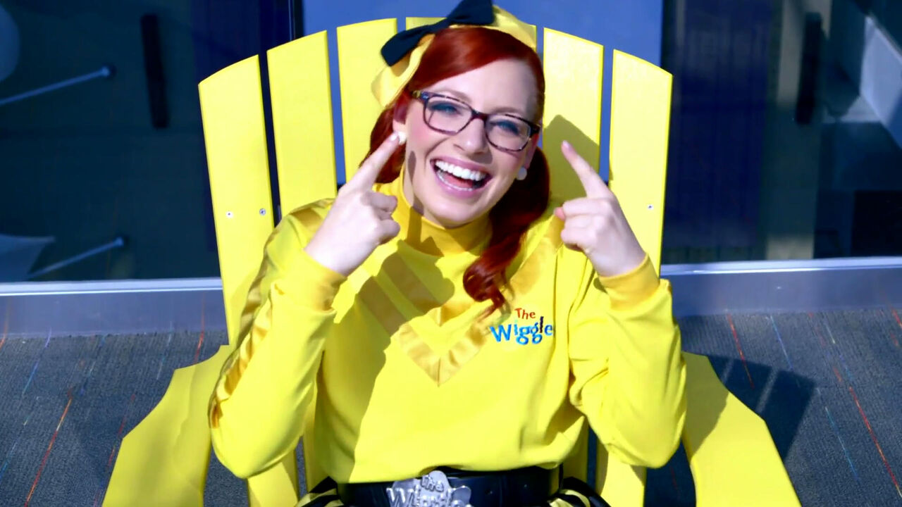 emma wiggle t shirt