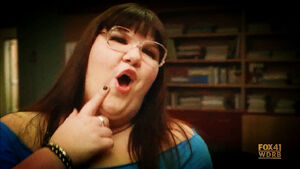 Glee - I Know What Boys Like (s2 e13) (високо качество) Бг Превод VBOX7.FLV snapshot 00.30 -2013.10.26 12.50.39- 副本