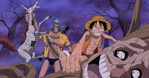 Luffy and Franky Catch Zombies on Thriller Bark