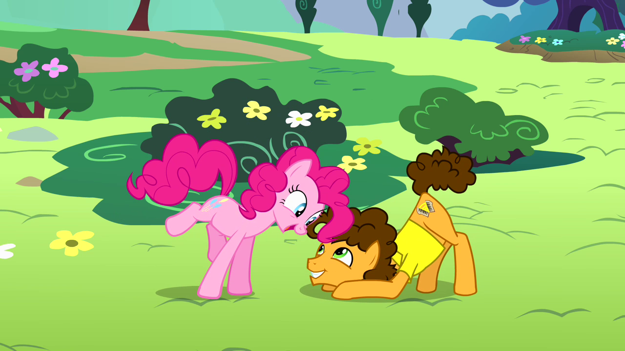 [Bild: Pinkie_Pie_leaning_over_Cheese_Sandwich_S4E12.png]