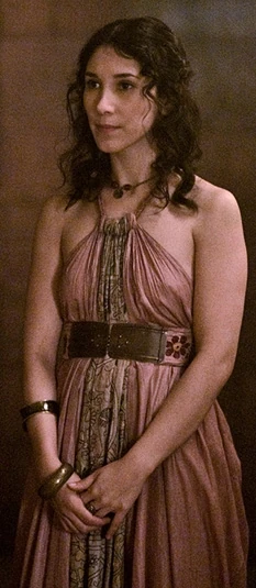 Персонажи «Игры престолов» в образе диснеевских героинь.