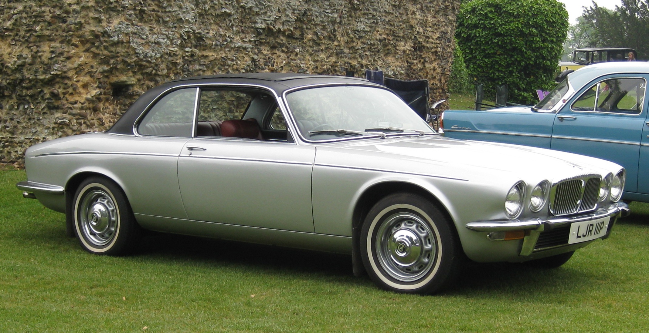 Daimler Double Six Coupe